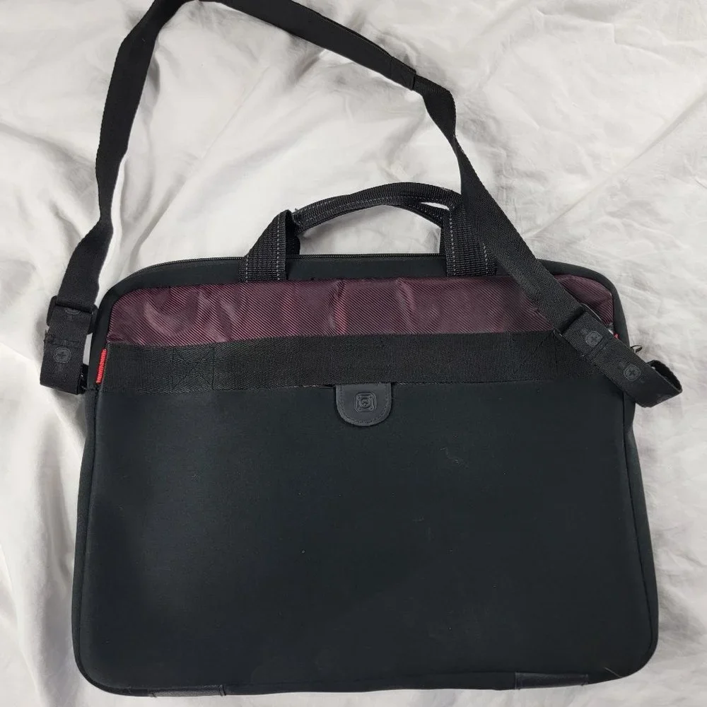 SwissGear Sherpa Slimcase Messenger Laptop Case Burgundy Travel Casual Work